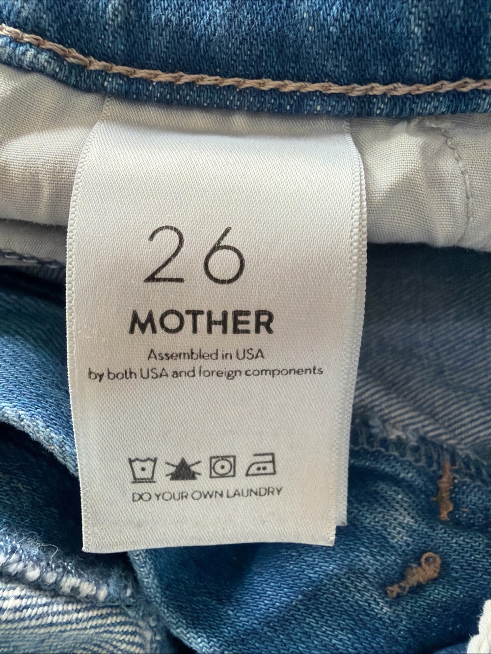 MOTHER Weekender Fray Gold Rush Floral Embroidered Flare Jeans Women’s 26 EUC - Picture 6 of 12